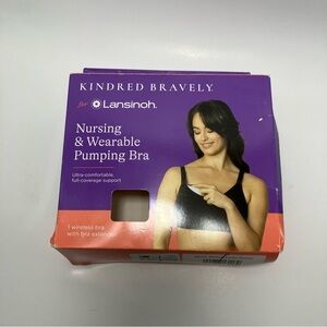 Lansinoh Kindred Bravely Nursing and Wearable Pumping Bra Hands Free Breast Pump